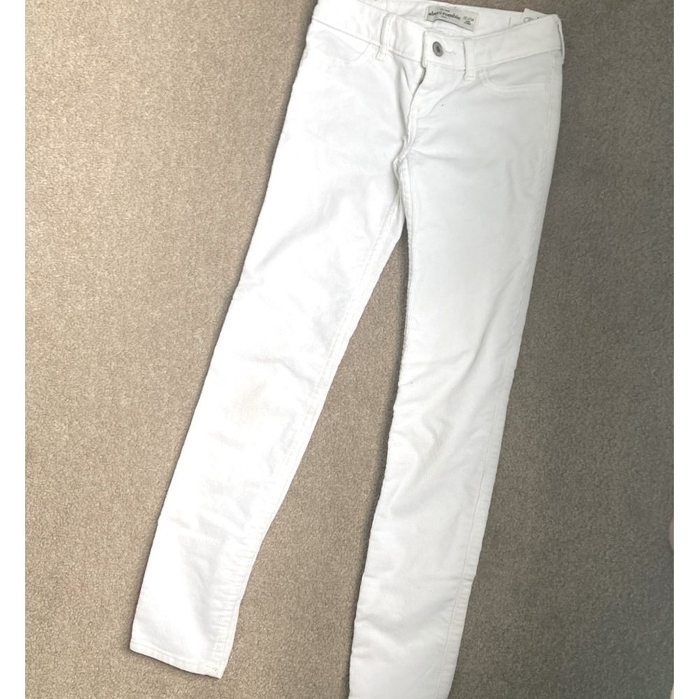 Abercrombie White Corduroy Girl Skinny Pants Size 10 slim (kids)